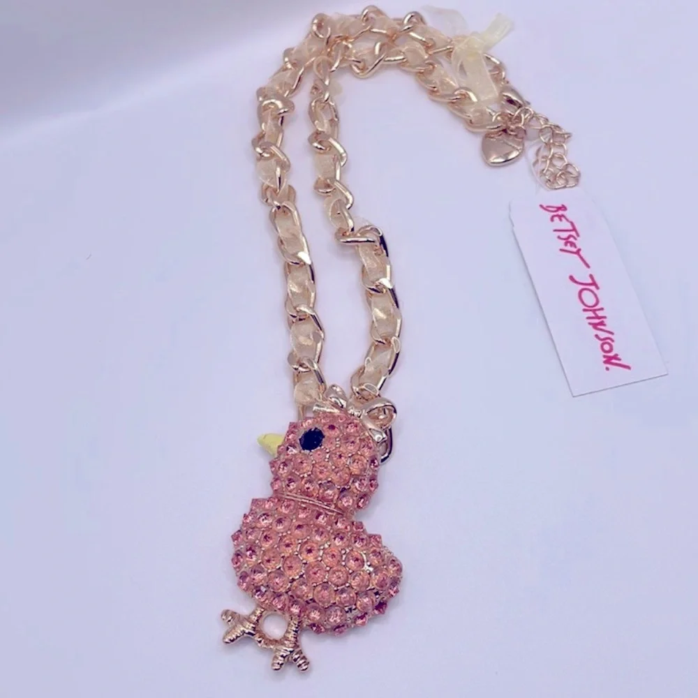 New Betsey Johnson Chicken Chick Necklace - Picture 4 of 9